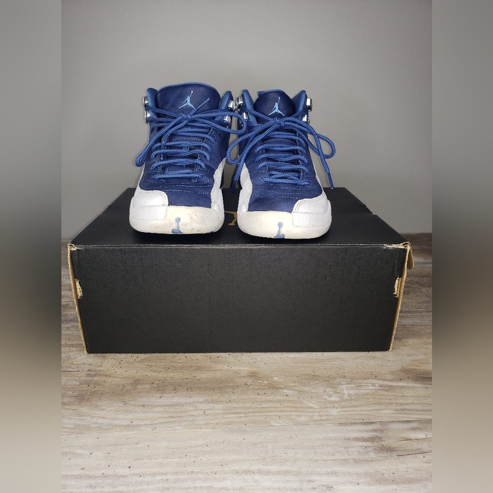 Jordan Retro 12 Kids Sneakers - Indigo and White - Picture 4 of 8